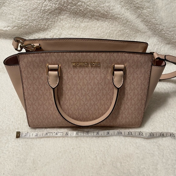MICHAEL KORS PURSE - Picture 16 of 16